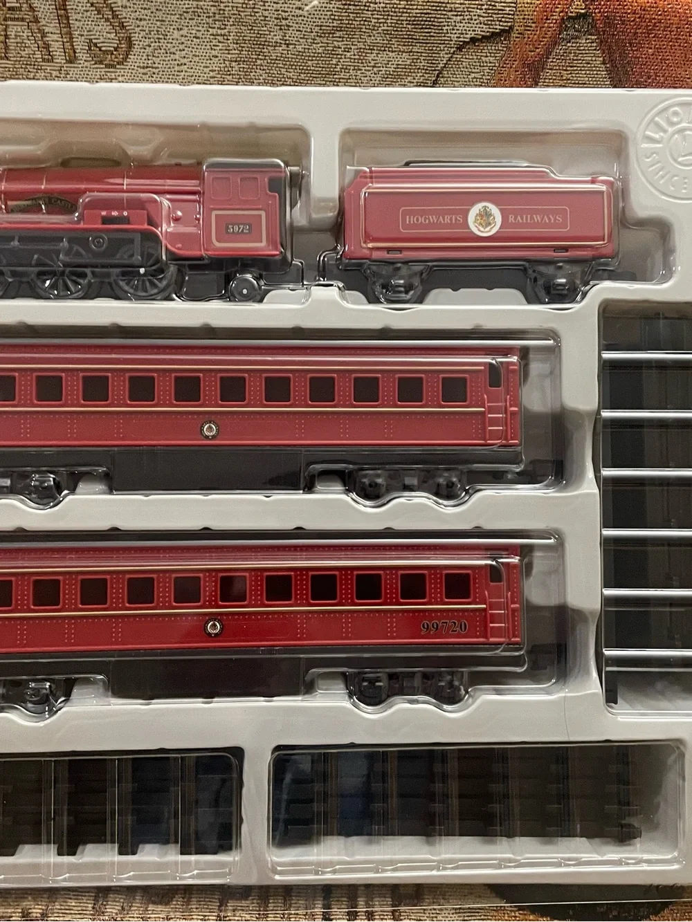 Harry Potter Hogwarts Express Train Set Lionel NEW